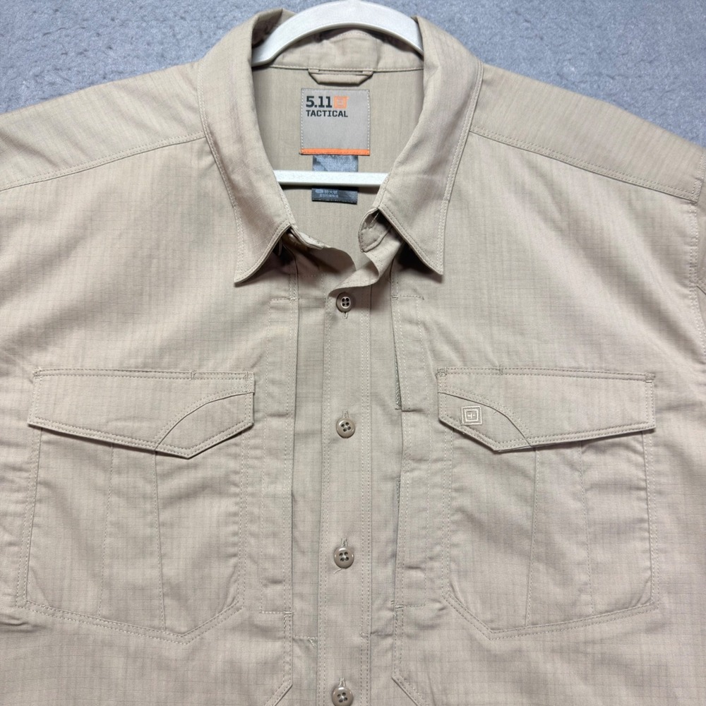 5.11 Tactical Mens XL Tan Ripstop Short Sleeve Button Down Vented Utility Shirt - Picture 2 of 7